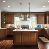 HomeCrest_Cabinetry_kitchen_with_maple_cabinets.jpg